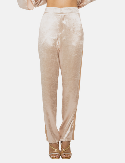 Champagne Liatris mid-rise pants made of satin.