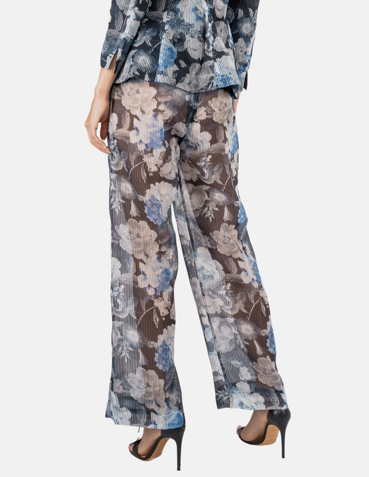 Bluscaris mid-rise pants made of organza.